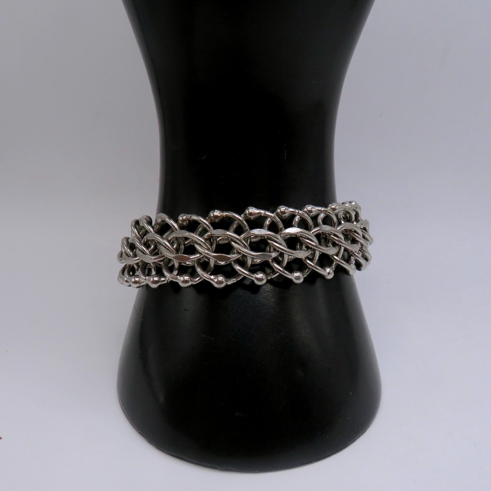 Vintage Silver Tone Interlocking Mesh Link Bracelet with Safety Chain